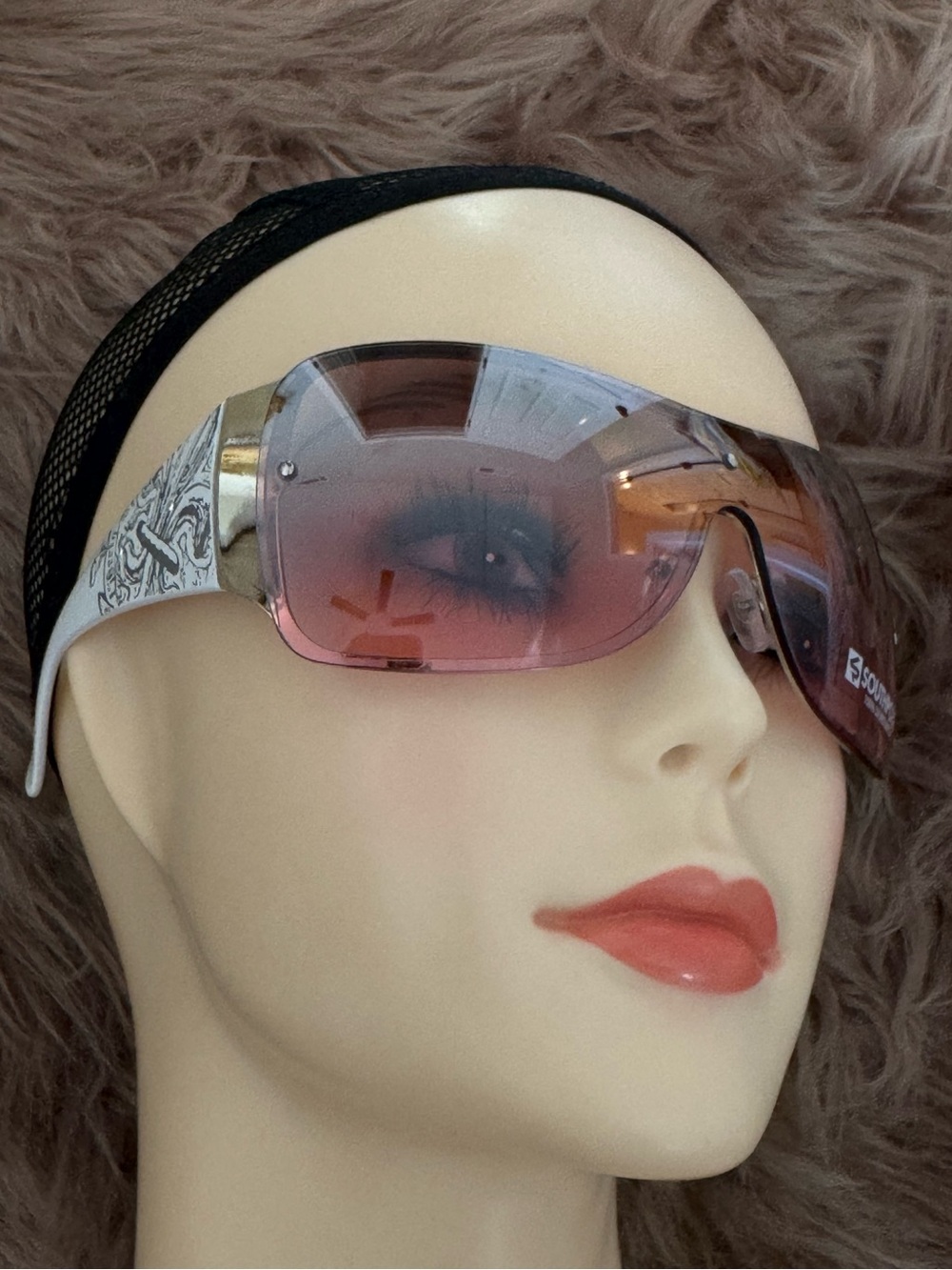 SouthPole visor sunglasses Y2K pink futuristic